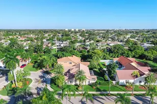 1043 Laguna Springs Dr, Weston, FL 33326 - Photo 33