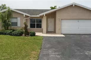 9510 NW 82nd St, Tamarac, FL 33321 - Photo 11