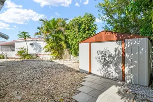 3141 Teakwood Ln, Fort Lauderdale, FL 33312 - Photo 33