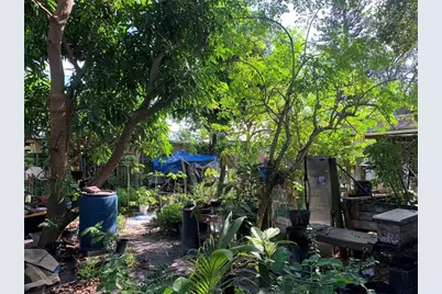 1635 NE 160th St, North Miami Beach, FL 33162 - Photo 7