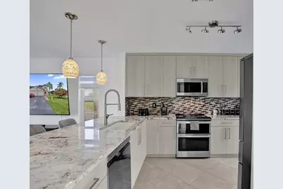 1235 NW 51st St, Deerfield Beach, FL 33442 - Photo 7