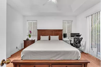 1059  Golden Cane Dr, Weston, FL 33327 - Photo 19