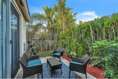 1059  Golden Cane Dr, Weston, FL 33327 - Photo 31