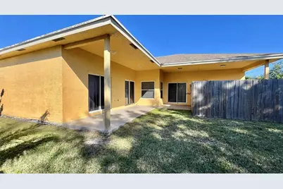 120 SW Grimaldo Ter, Port Saint Lucie, FL 34984 - Photo 3