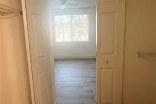 8060 N Nob Hill Rd, Tamarac, FL 33321 - Photo 13