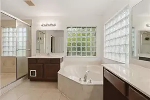 1085 Center Stone Ln, Riviera Beach, FL 33404 - Photo 21