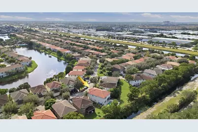 1085  Center Stone Ln, Riviera Beach, FL 33404 - Photo 45