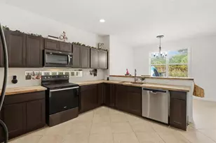 1085 Center Stone Ln, Riviera Beach, FL 33404 - Photo 11