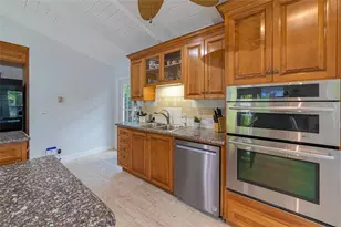 2519 Barcelona Dr, Fort Lauderdale, FL 33301 - Photo 19