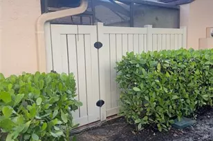 2627 N Carambola Cir N, Pompano Beach, FL 33066 - Photo 3