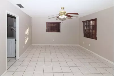 3891 NW 78th Ave, Davie, FL 33024 - Photo 23