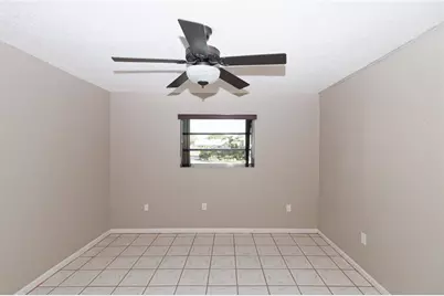 3891 NW 78th Ave, Davie, FL 33024 - Photo 9