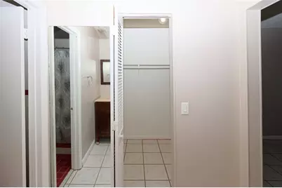 3891 NW 78th Ave, Davie, FL 33024 - Photo 13