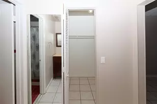 3891 NW 78th Ave, Davie, FL 33024 - Photo 13