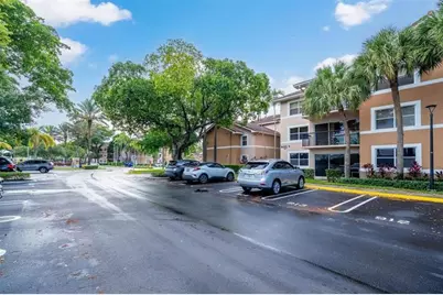 8851 S Wiles Rd, Unit #305, Coral Springs, FL 33067 - Photo 9