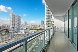 92 SW 3rd St, Miami, FL 33130 - Photo 25