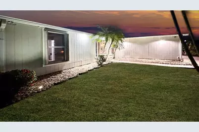 1533 SE Minorca Ave, Port Saint Lucie, FL 34952 - Photo 11