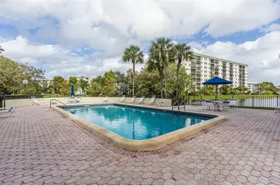 2307 S Cypress Bend Dr, Unit #106, Pompano Beach, FL 33069 - Photo 31