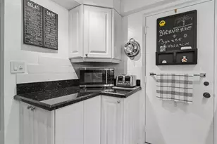 2307 S Cypress Bend Dr, Pompano Beach, FL 33069 - Photo 15