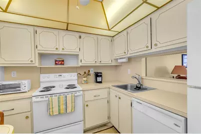 4850 NW 29th Ct, Unit #221, Lauderdale Lakes, FL 33313 - Photo 11