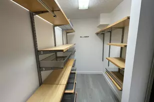 13700 SW 11th St, Pembroke Pines, FL 33027 - Photo 9