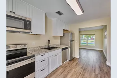 5208 NE 2nd Ave, Oakland Park, FL 33334 - Photo 13