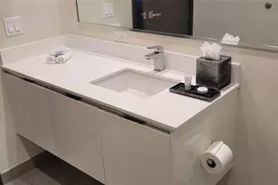 777 N Ocean Dr, Hollywood, FL 33019 - Photo 13