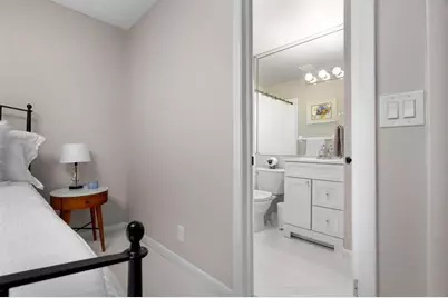 1321  Bayview Dr, Unit #4, Fort Lauderdale, FL 33304 - Photo 29