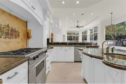 16267  Bristol Pointe Dr, Delray Beach, FL 33446 - Photo 11