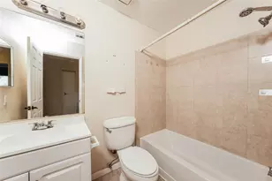 2299 SE Rainier Rd, Port Saint Lucie, FL 34952 - Photo 3