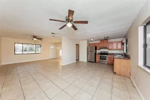 2299 SE Rainier Rd, Port Saint Lucie, FL 34952 - Photo 5