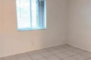 409 Gardens Dr, Pompano Beach, FL 33069 - Photo 11