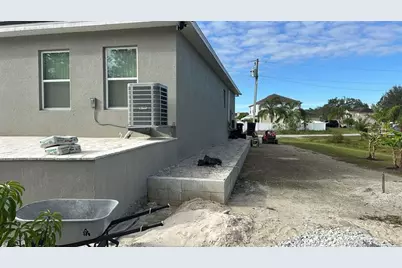 513  Mallard, Poinciana, FL 34759 - Photo 9