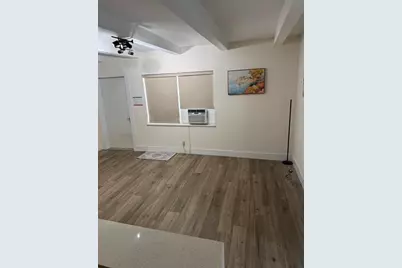 1020 N Victoria Park Rd, Unit #19, Fort Lauderdale, FL 33304 - Photo 7