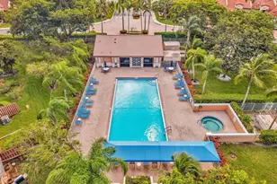 9784 Malvern Dr, Tamarac, FL 33321 - Photo 15