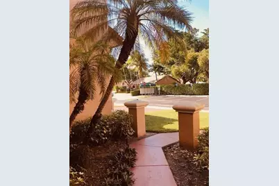 9784  Malvern Dr, Unit #9784, Tamarac, FL 33321 - Photo 3