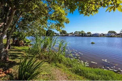 21726 N Heritage Cir, Pembroke Pines, FL 33029 - Photo 19