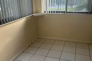 9321 SW 23rd St, Davie, FL 33324 - Photo 9