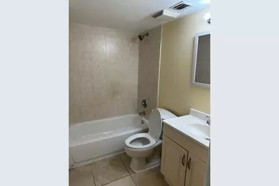 7013 NW 63rd Ct, Tamarac, FL 33321 - Photo 17