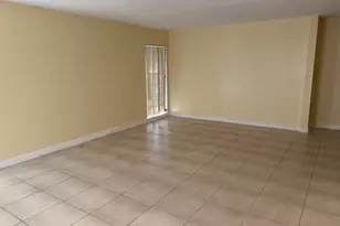 7013 NW 63rd Ct, Tamarac, FL 33321 - Photo 7