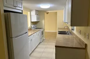 7013 NW 63rd Ct, Tamarac, FL 33321 - Photo 5