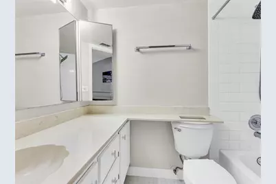 7579 NW 79th Ave, Unit #204, Tamarac, FL 33321 - Photo 27