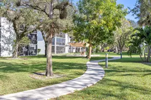 7579 NW 79th Ave, Tamarac, FL 33321 - Photo 35