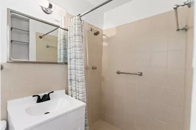 2325 NE 9th St, Pompano Beach, FL 33062 - Photo 19