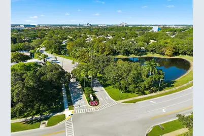 8701  Chapman Oak Ct, Palm Beach Gardens, FL 33410 - Photo 37