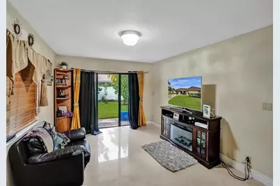 7380 NW 39th St, Lauderhill, FL 33319 - Photo 19