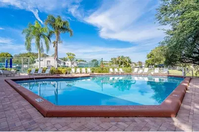 2050  Discovery Cir, Deerfield Beach, FL 33442 - Photo 5