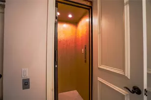 65 NE 4th Ave, Delray Beach, FL 33483 - Photo 19