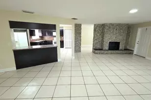 10390 NW 36th St, Coral Springs, FL 33065 - Photo 5