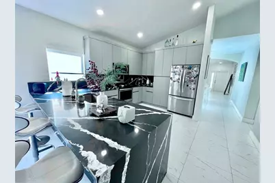 1334 SW 44th Ter, Deerfield Beach, FL 33442 - Photo 5